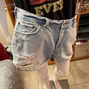 DISTRESSED DENIM SHORTS